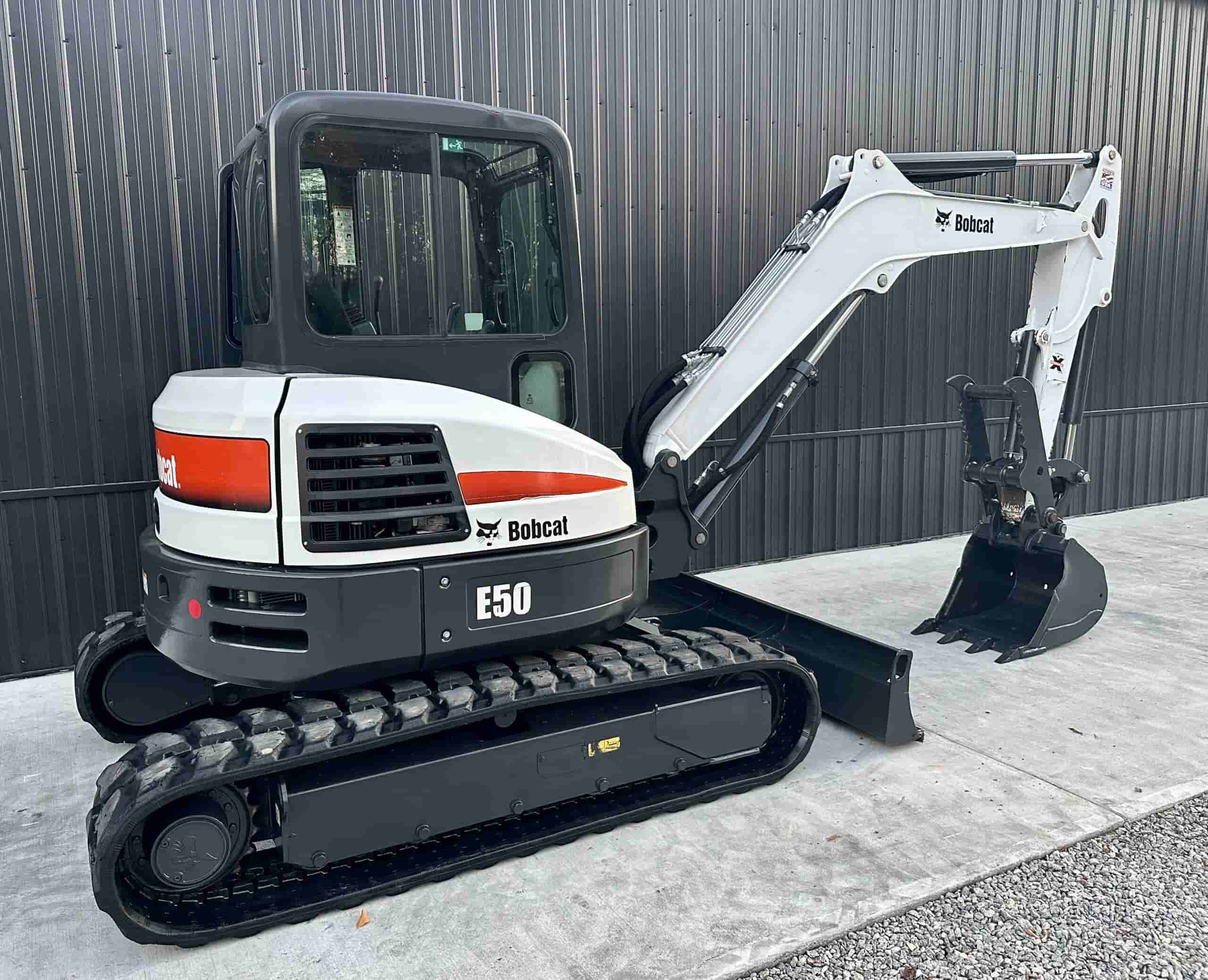 2018 BOBCAT E50
